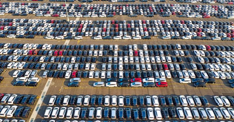 Technology Public Safety - Manufacture of many modern cars in daytime